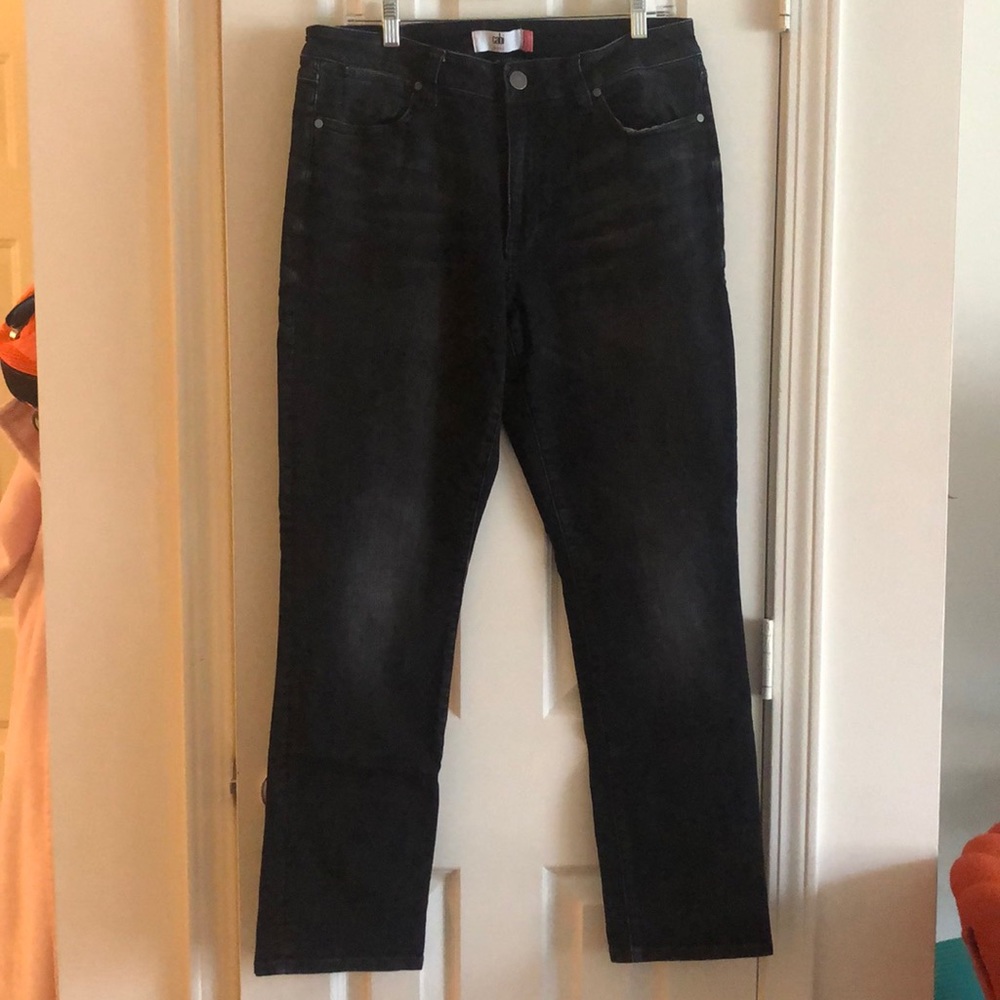 Cabi dark denim straight legged jeans